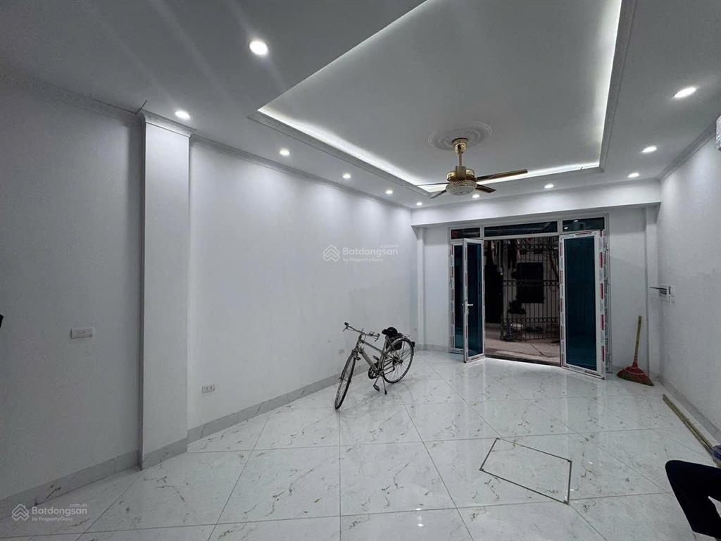 Vip! nhà đẹp 6 tầng thang máy  phố xuân đỉnh  ngõ thông 42m2  6 tầng  mt 3,9m / giá 11,8 tỷ