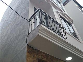 Giảm sâu căn nhà 6 tầng lô góc ngõ thông  khâm thiên  đống đa 30m2  6 tầng / giá 7,6tỷ