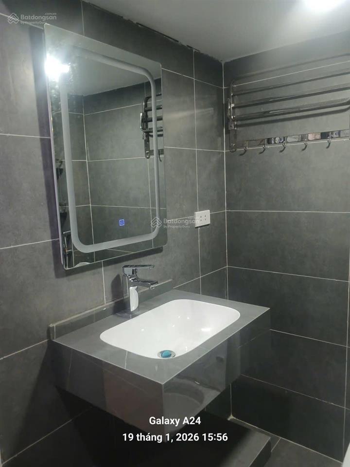 Giảm sâu căn nhà 6 tầng lô góc ngõ thông  khâm thiên  đống đa 30m2  6 tầng / giá 7,6tỷ