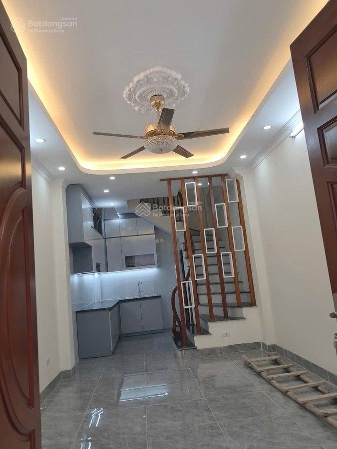Giảm sâu căn nhà 6 tầng lô góc ngõ thông  khâm thiên  đống đa 30m2  6 tầng / giá 7,6tỷ