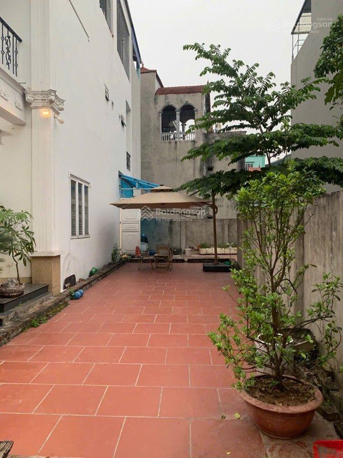 6cần tiền bán gấp căn biệt thự sân vườn phường tây tựu ( giá bay nhanh 69 tr/m)210m2 x 4 tầng