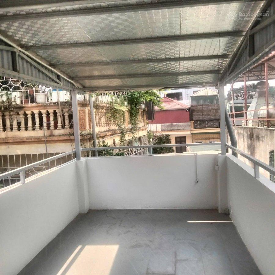 Gấp gấp gấp nhà đẹp lô góc 6 tầng phố khâm thiên đống đa 30m2  6 tầng  4 ngủ / giá 7,8 tỷ *