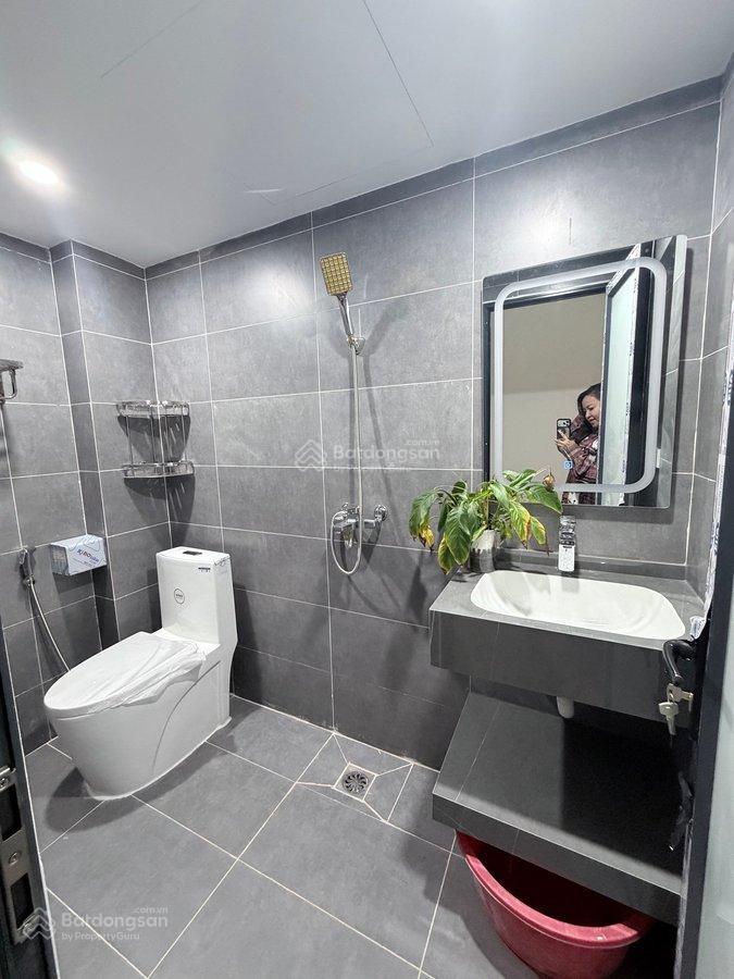 Gấp gấp gấp nhà đẹp lô góc 6 tầng phố khâm thiên đống đa 30m2  6 tầng  4 ngủ / giá 7,8 tỷ *
