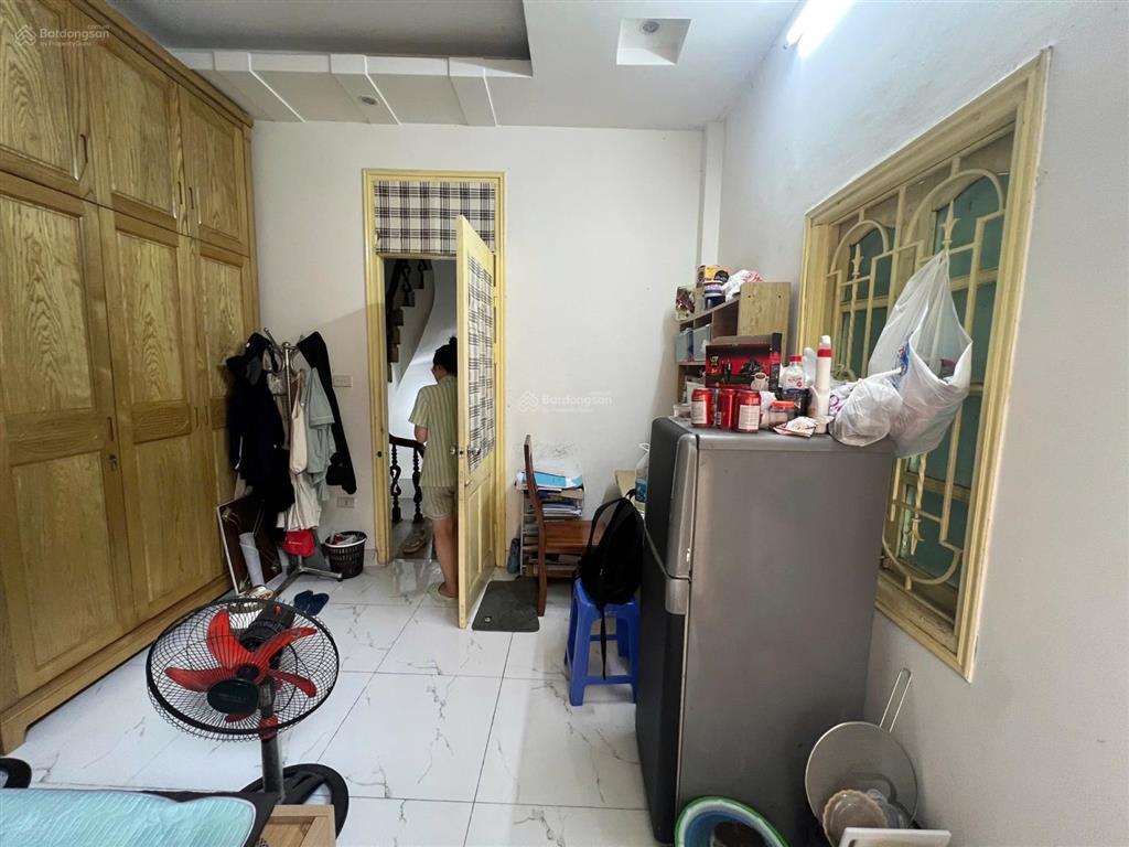 Bán nhà riêng tại cổ nhuế, giá cực chất chỉ với 5,7 tỷ, 28 m2