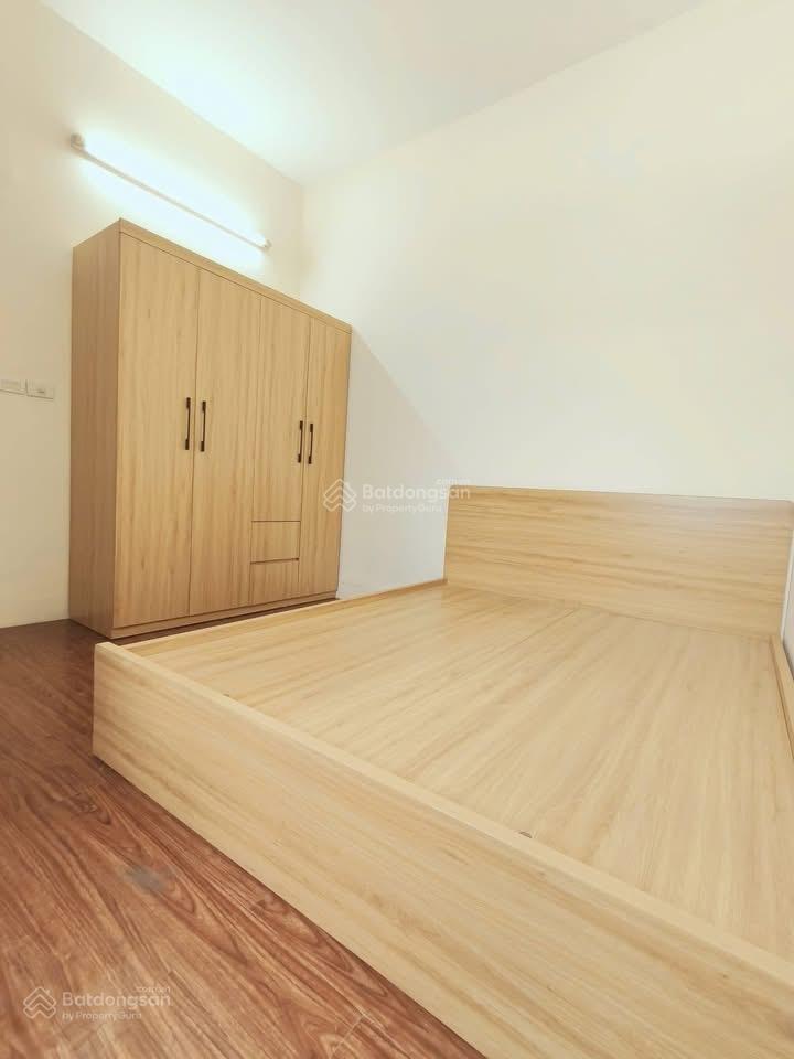 Chính chủ cần bán gấp chung cư 2 ngủ + 1 wc / giá 4,4 tỷ thành phố giao lưu