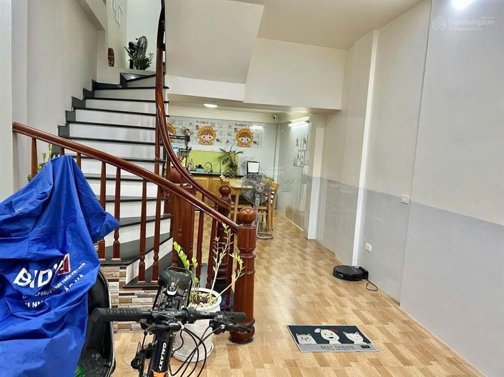 Đúng là thời điểm vàng để sở hữu nhà rẻ đẹp mặt ngõ thông ô tô 35m²  4 tầng mt3,4 / giá 9 tỷ
