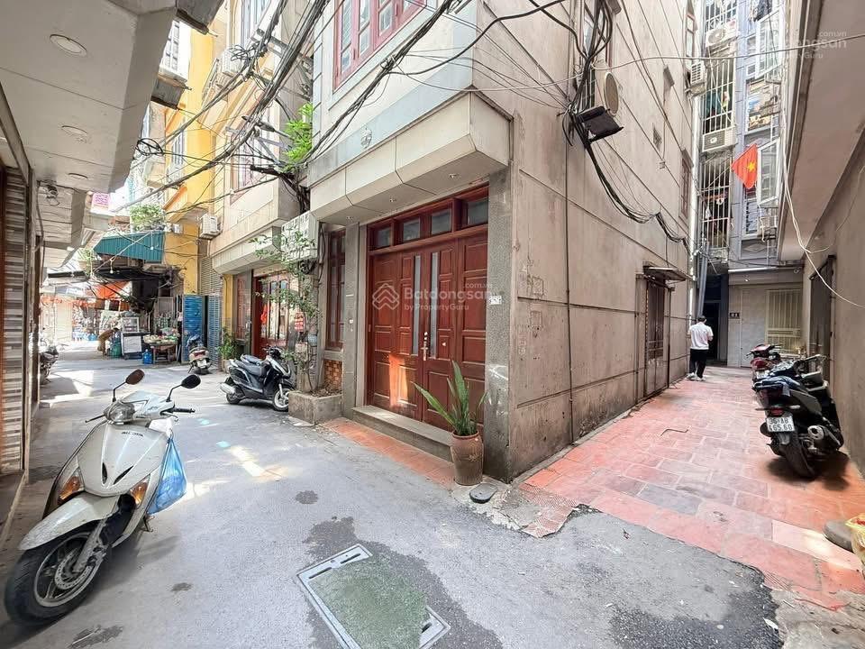 Rẻ quá ạ! chỉ 8,4 tỷ có ngay căn nhà 5 tầng vừa ở vừa cho thuê  phố xuân thuỷ 40m2  5 tầng  7p
