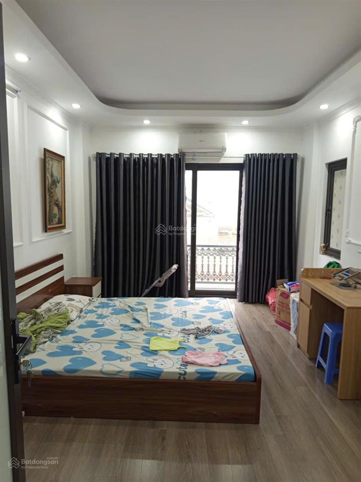 Cắt lỗ căn nhà mới keng cổ nhuế ngõ rộng thênh thang ô tô 30m2  5 tầng  mt 4,6m / giá 6,5 tỷ