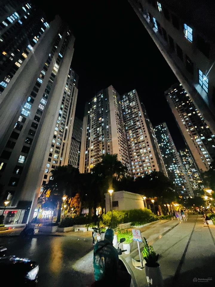 Siêu rẻ ch chung cư goldmark city  hồ tùng mậu  tầng chung thoáng 79m2  2 ngủ  2 wc / 5,7 tỷ