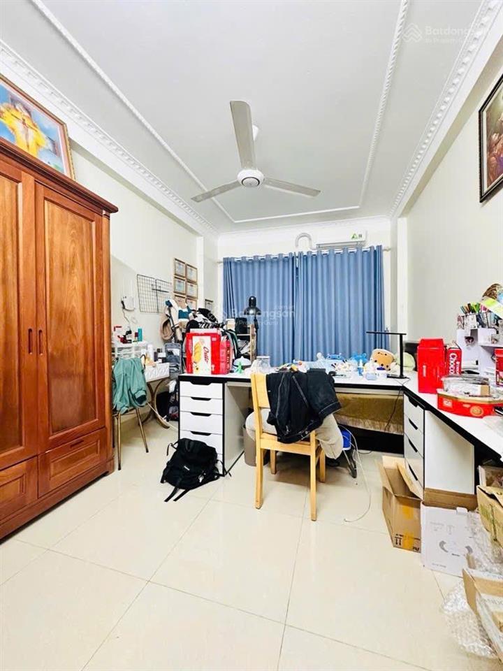 Giảm sốc căn nhà đẹp dân xây  phố cổ nhuế  phân lô ô tô đỗ cửa 34m2  5 tầng  3,5m /giá 7,9 tỷ