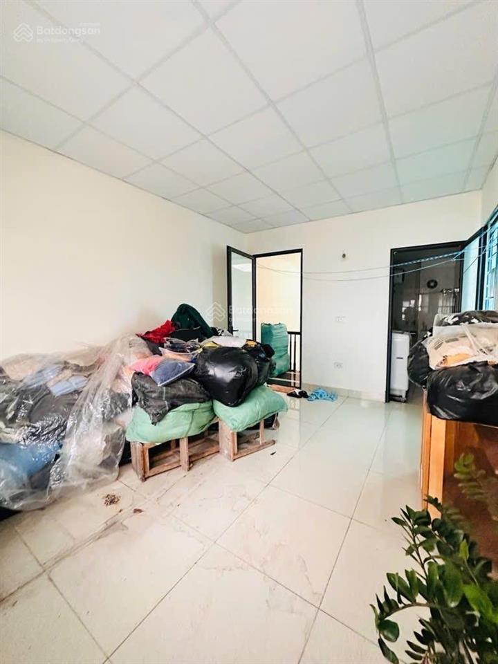 Giảm sốc căn nhà đẹp dân xây  phố cổ nhuế  phân lô ô tô đỗ cửa 34m2  5 tầng  3,5m /giá 7,9 tỷ