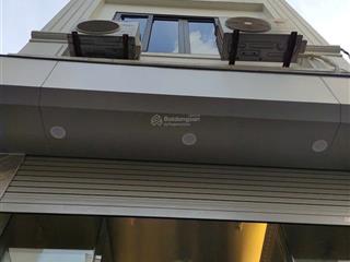 Giảm sốc căn nhà đẹp dân xây  phố cổ nhuế  phân lô ô tô đỗ cửa 34m2  5 tầng  3,5m /giá 7,9 tỷ