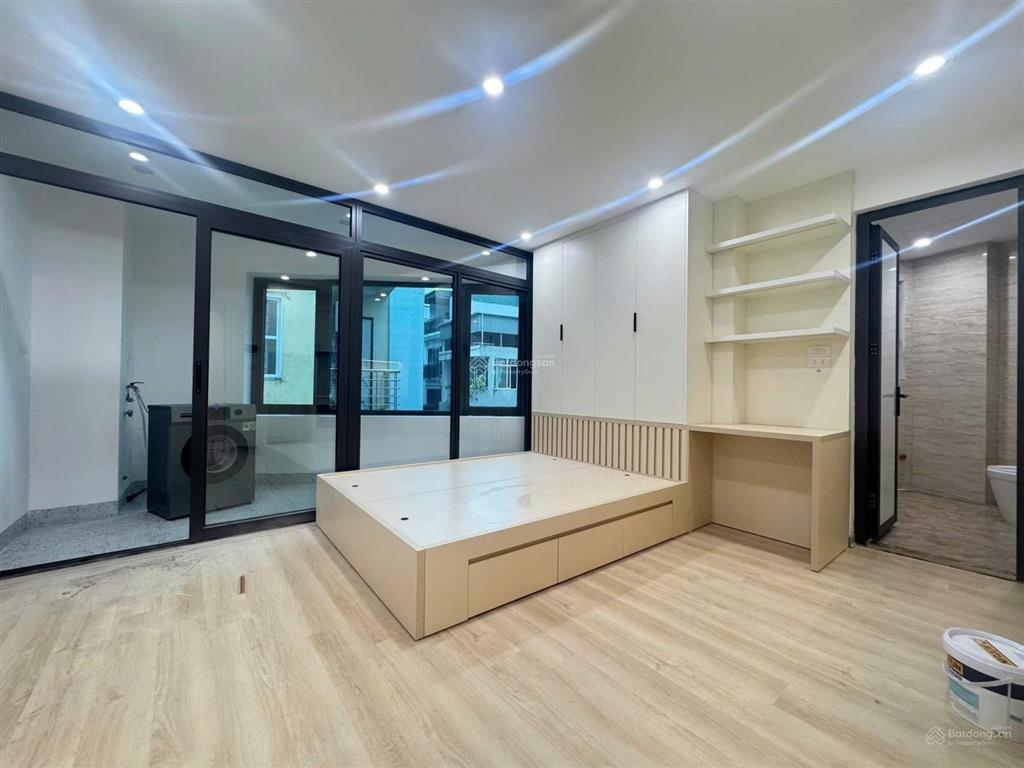 Toà chdv nguyễn thị định, 131m2*7t, mt 15m, 35 phòng kk, lô góc, ngõ ô tô tránh, dòng tiền 6%/năm!