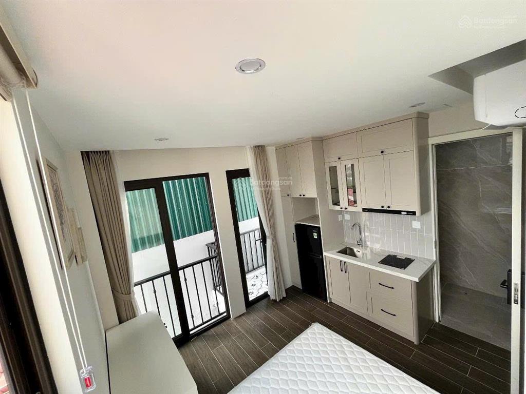Toà chdv hoàng hoa thám, 78.5m2*8t, mt 5m, 17 phòng kk, ngõ ô tô, đủ gpxd/pccc, dòng tiền 8%/năm