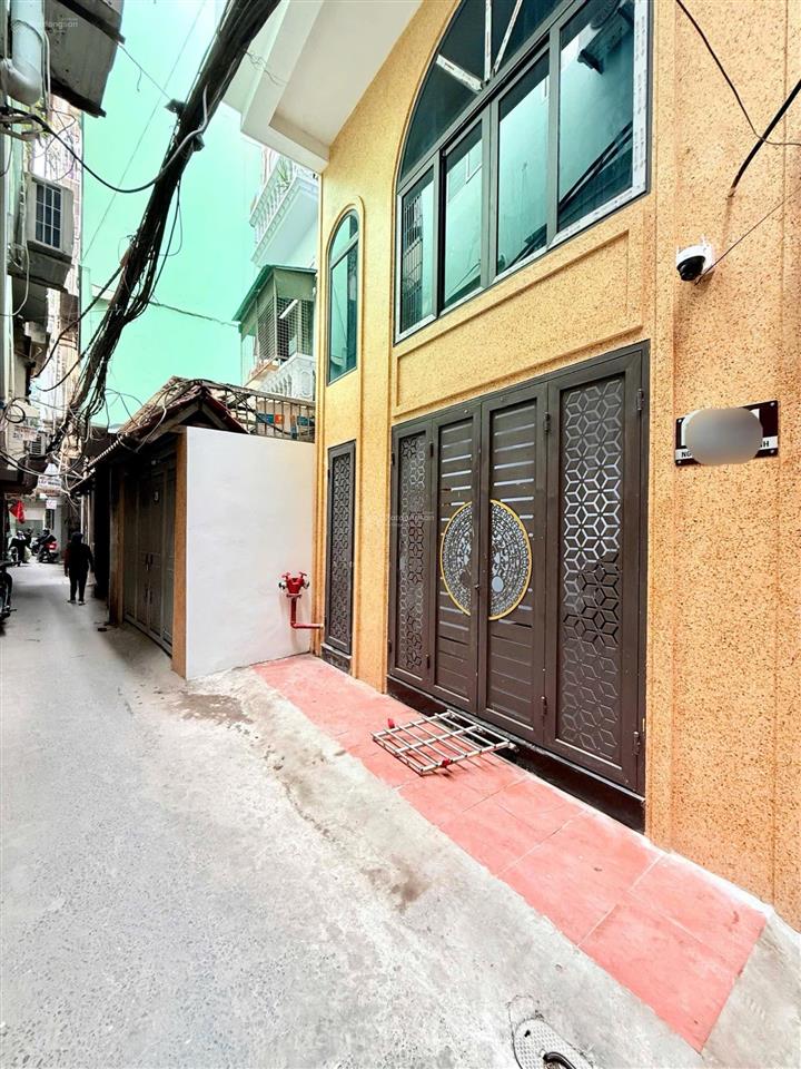 Toà chdv đê la thành, 59.7m2*7t, mt 5m, 18 phòng kk, 10m ra ô tô tránh, đủ pccc, dòng tiền 7%/năm!