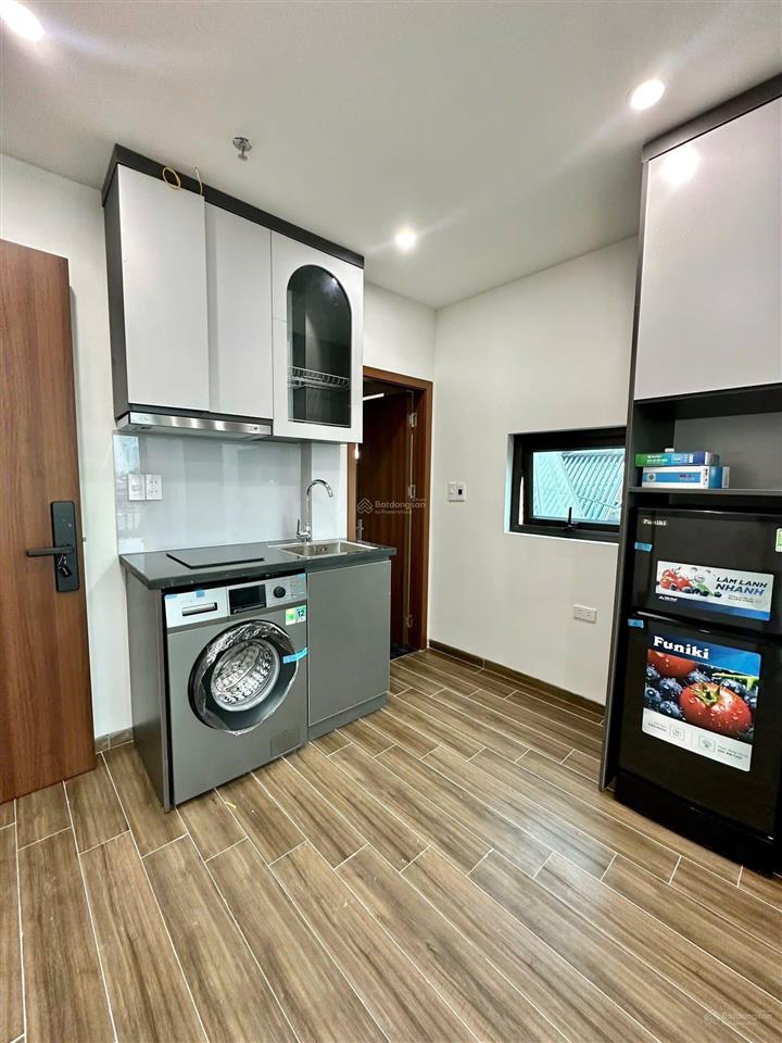 Toà chdv khương trung, 54m2*7t, mt 5.6m, lô góc, 17 phòng kk, đủ gpxd/pccc, dòng tiền 7%/năm