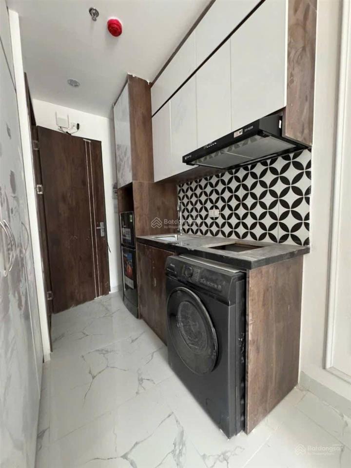 Đón đầu quy hoạch! toà chdv đường láng, 63.8m2*8t, mt 5m, 18 phòng kk, đủ pccc, dòng tiền 7%/năm!