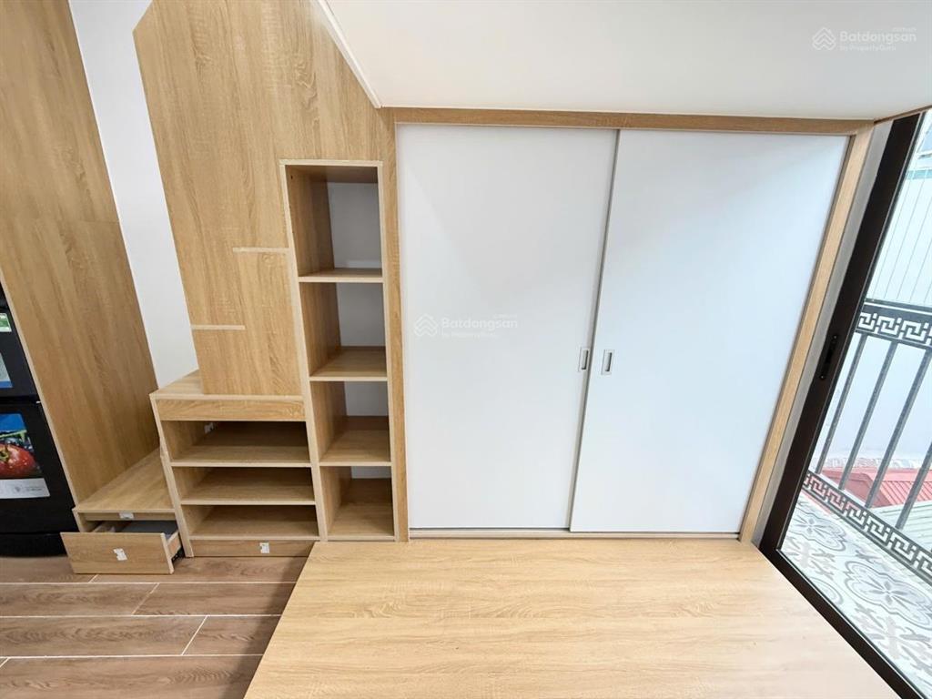 Toà chdv chùa láng, 101.6m2*10t, mt 6m, 40 chkk + mbkd, ngõ ô tô, đủ gpxd/pccc, dòng tiền 6%/năm!