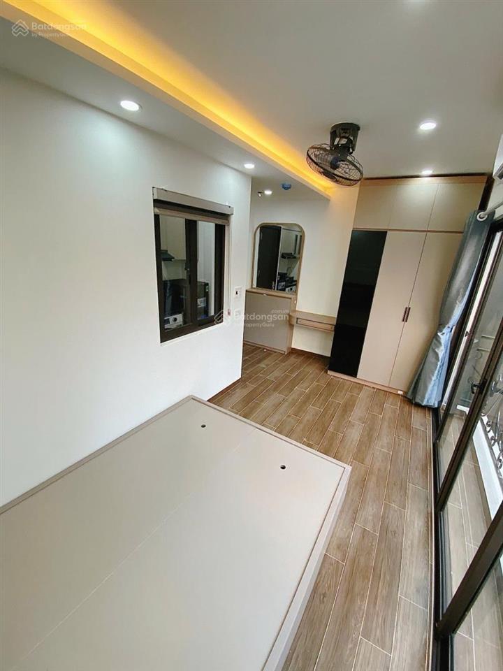 Toà chdv giảng võ, 90.4m2*7t, mt 8m, 18 phòng kk, ngõ 5m, sát phố, đủ gpxd/pccc, dòng tiền 8%/năm