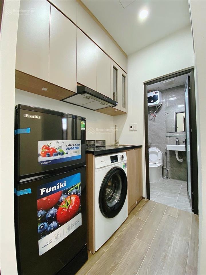 Toà chdv giảng võ, 90.4m2*7t, mt 8m, 18 phòng kk, ngõ 5m, sát phố, đủ gpxd/pccc, dòng tiền 8%/năm