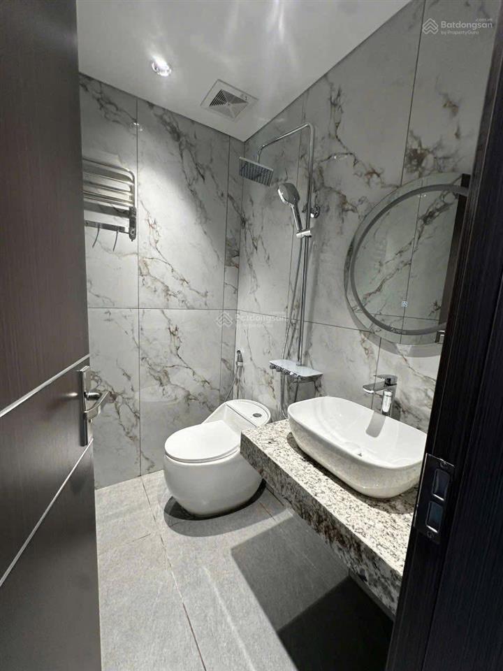 Hơn cả khách sạn! tòa chdv yên hòa 102m2*7t, mt 10m, 36 phòng, đủ pccc, dòng tiền 7,5%/năm