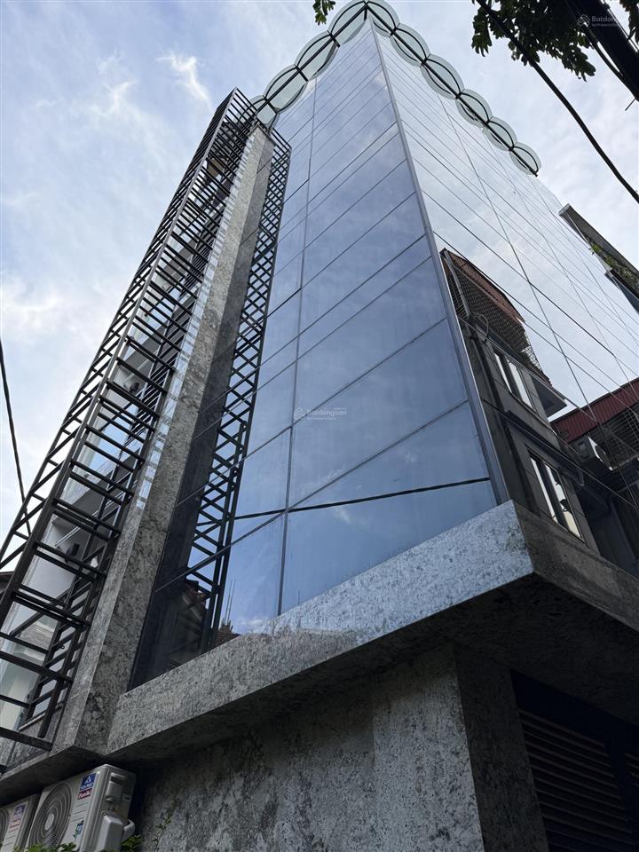 Hơn cả khách sạn! tòa chdv yên hòa 102m2*7t, mt 10m, 36 phòng, đủ pccc, dòng tiền 7,5%/năm