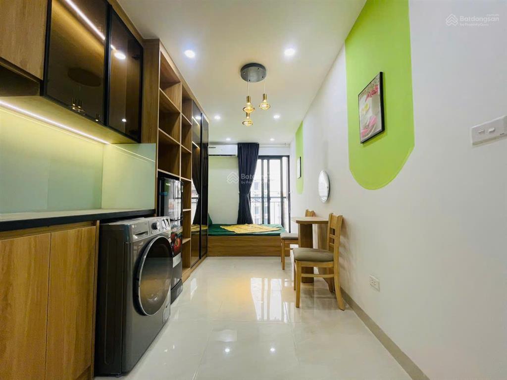 Hàng xóm royal city! tòa chdv mặt phố cự lộc, 80.2m2*8t, 20 phòng kk, đủ pccc, dòng tiền 6%/năm