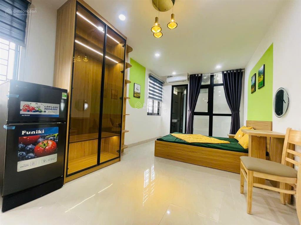Hàng xóm royal city! tòa chdv mặt phố cự lộc, 80.2m2*8t, 20 phòng kk, đủ pccc, dòng tiền 6%/năm