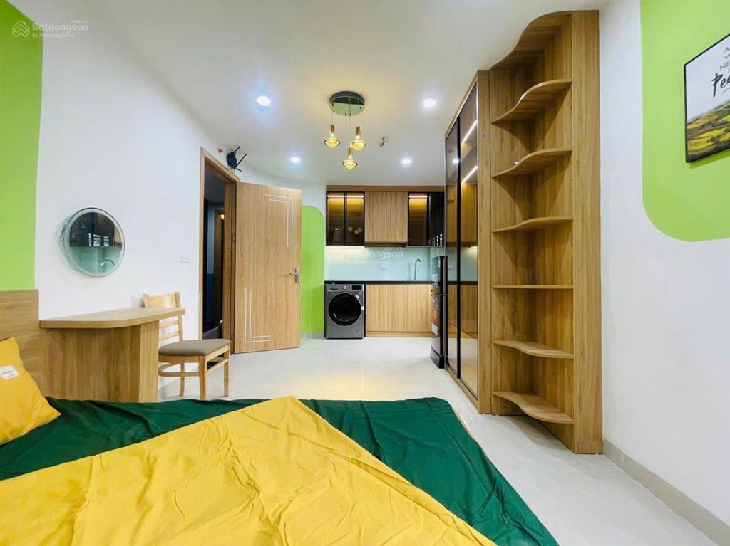 Hàng xóm royal city! tòa chdv mặt phố cự lộc, 80.2m2*8t, 20 phòng kk, đủ pccc, dòng tiền 6%/năm