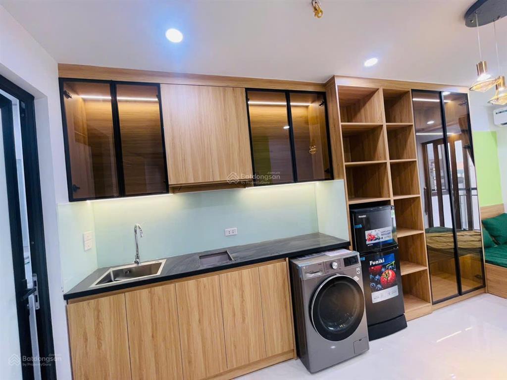 Hàng xóm royal city! tòa chdv mặt phố cự lộc, 80.2m2*8t, 20 phòng kk, đủ pccc, dòng tiền 6%/năm