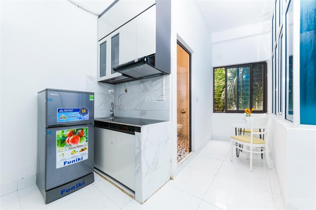 Siêu rẻ! tòa chdv phùng khoang, 125m2*7t, sát phố, 35 phòng kk, đủ gpxd/pccc, dòng tiền 8%/năm
