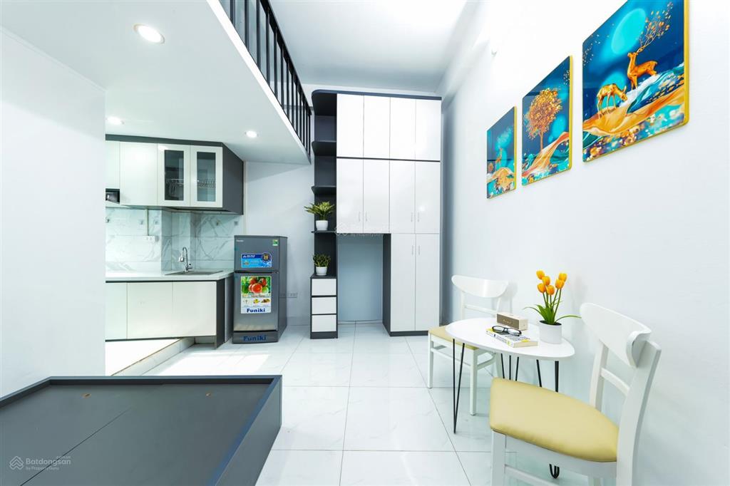 Siêu rẻ! tòa chdv phùng khoang, 125m2*7t, sát phố, 35 phòng kk, đủ gpxd/pccc, dòng tiền 8%/năm