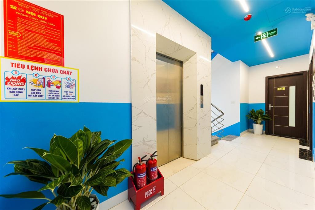 Siêu rẻ! tòa chdv phùng khoang, 125m2*7t, sát phố, 35 phòng kk, đủ gpxd/pccc, dòng tiền 8%/năm