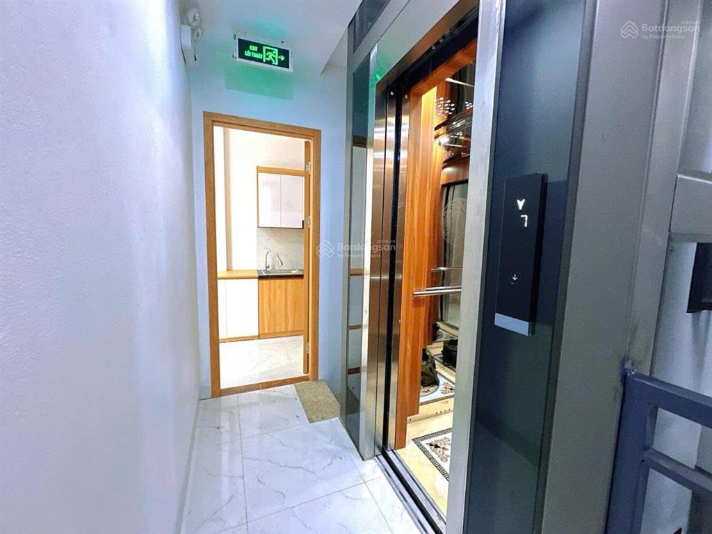 Tòa chdv thụy khuê, 72m2*7t, mt 5m, 22 phòng kk, 2 thoáng, sát phố, đủ gpxd/pccc, dòng tiền 7%/năm