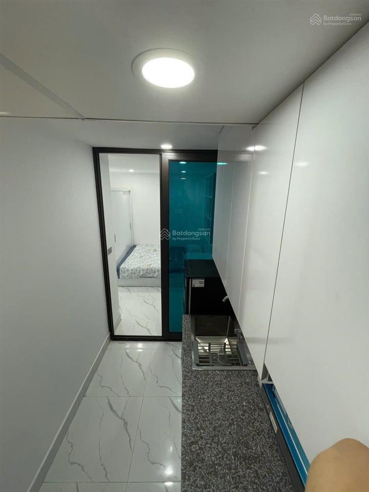 Tòa chdv xuân thủy, 77m2*7t, mt 12m, sát đh quốc gia, 25 phòng kk, đủ gpxd/pccc, dòng tiền 7%/năm