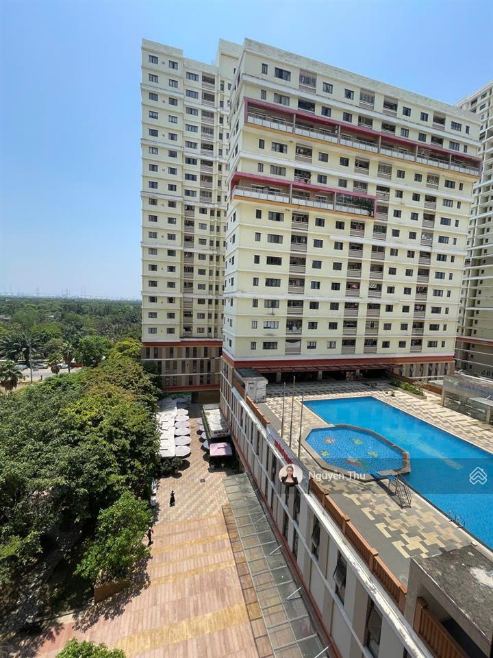 Bán 2pn2wc 65m2 eratown (đức khải) ntđđ  sổ hồng. giá bán 3.6 tỷ.  0906 600 *** (thu)