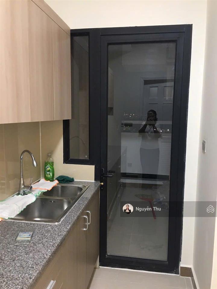 Bán 1pn 1wc 45m2 eratown (đức khải)  sổ hồng  giá bán 2.4 tỷ.  0906 600 *** (thu)