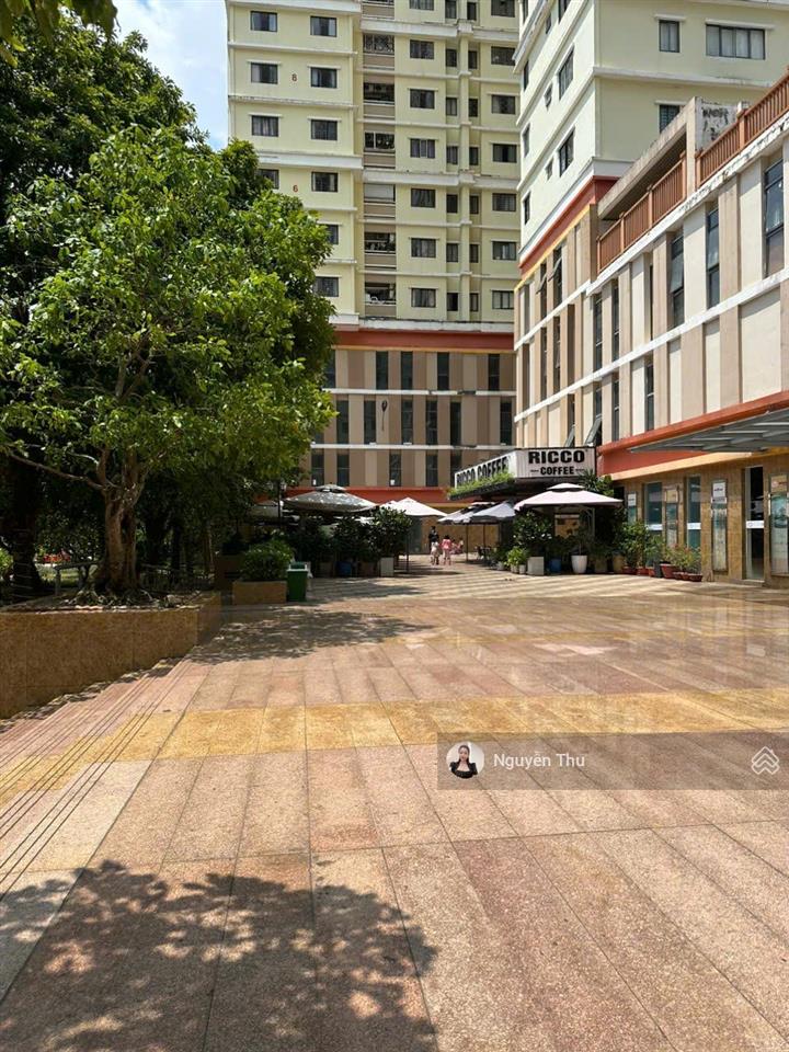 Bán 1pn 1wc 45m2 eratown (đức khải)  sổ hồng  giá bán 2.4 tỷ.  0906 600 *** (thu)