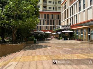 Bán 1pn 1wc 45m2 eratown (đức khải)  sổ hồng  giá bán 2.4 tỷ.  0906 600 *** (thu)