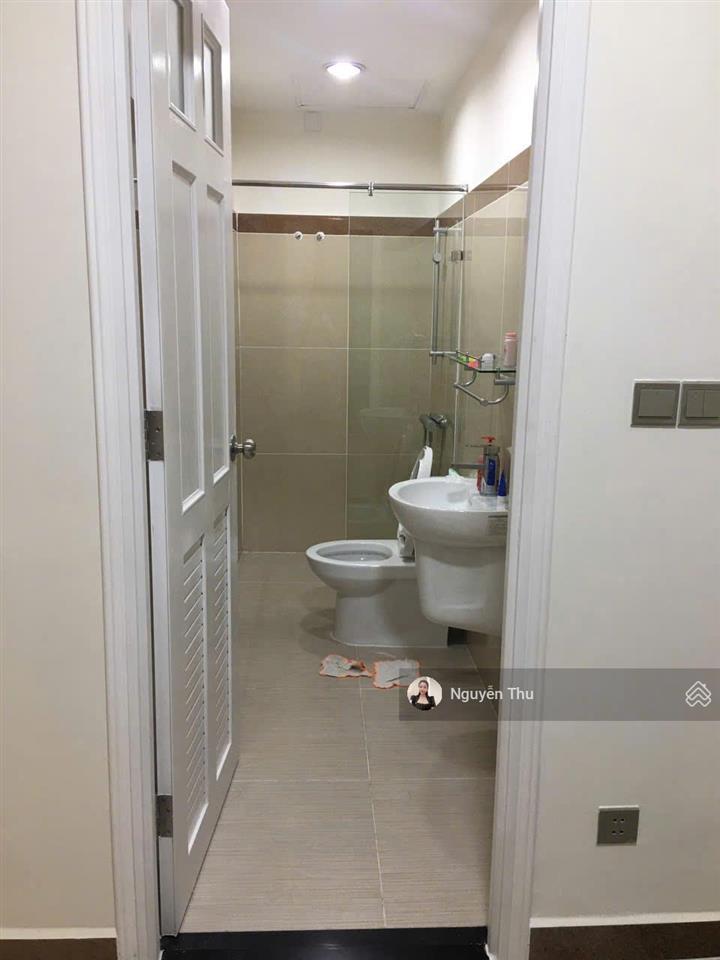 Bán 1pn 1wc 45m2 eratown (đức khải)  sổ hồng  giá bán 2.4 tỷ.  0906 600 *** (thu)