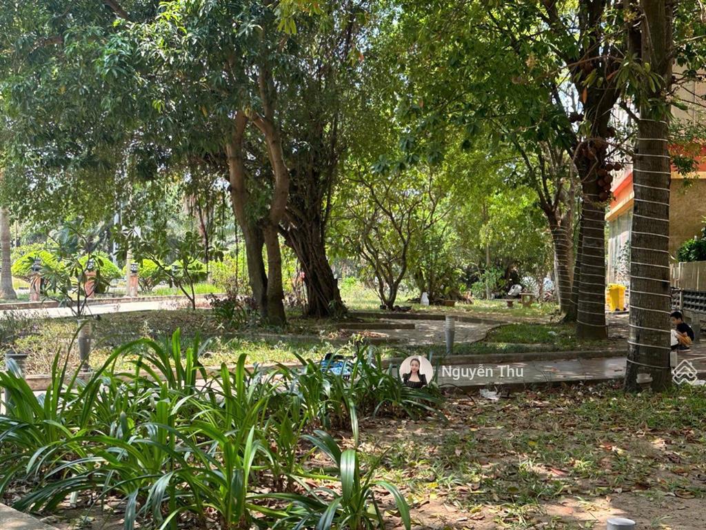 Bán 1pn 1wc 45m2 eratown (đức khải)  sổ hồng  giá bán 2.4 tỷ.  0906 600 *** (thu)