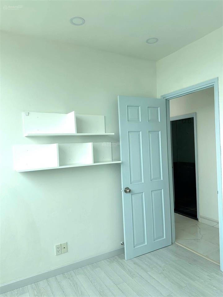 Bán căn belleza 3pn 2wc 100m2. tầng trung cao. giá bán 5.150 tỷ.  0906 600 *** (thu)
