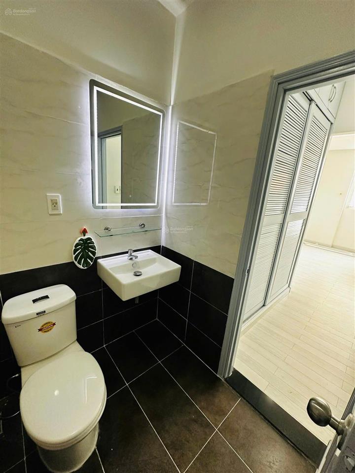 Bán căn belleza 3pn 2wc 100m2. tầng trung cao. giá bán 5.150 tỷ.  0906 600 *** (thu)