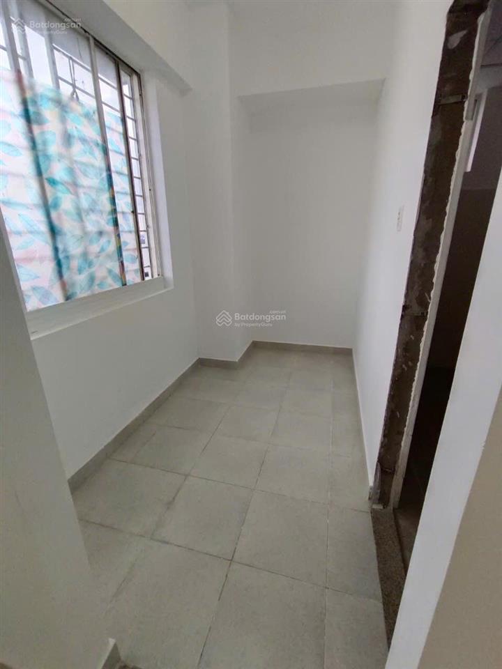Bán căn 194m2 phú mỹ thuận, thiết kế 4pn 3wc. giá bán 3.95 tỷ.  0906 600 *** (thu)
