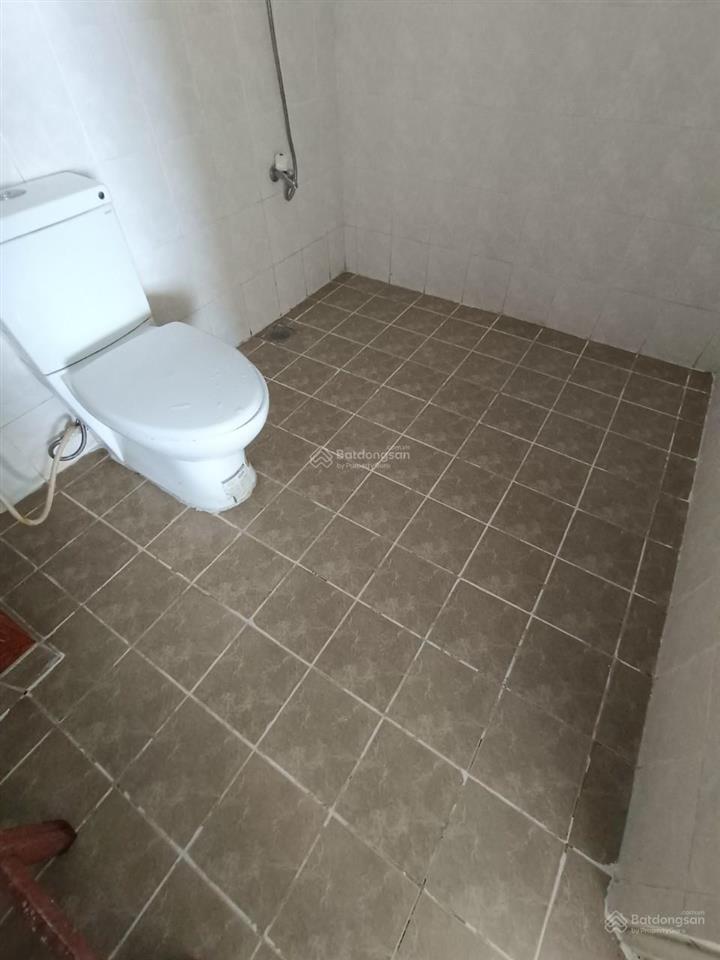 Bán căn 194m2 phú mỹ thuận, thiết kế 4pn 3wc. giá bán 3.95 tỷ.  0906 600 *** (thu)