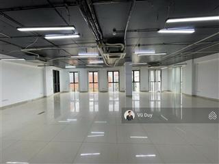 Cho thuê văn phòng võng thị, tây hồ diện tích 180m2 giá 30 triệu/tháng