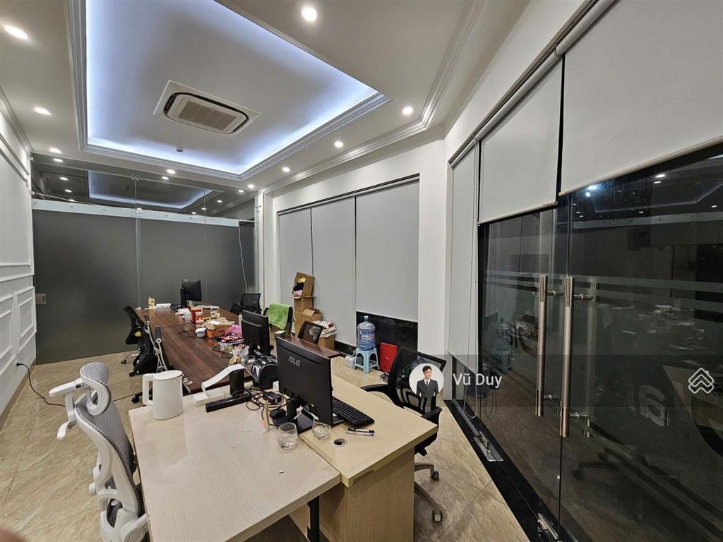 Cho thuê văn phòng tầng 1 tại hồ tùng mậu dt 170m2 giá 18 triệu/tháng