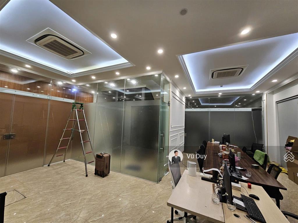 Cho thuê văn phòng tầng 1 tại hồ tùng mậu dt 170m2 giá 18 triệu/tháng