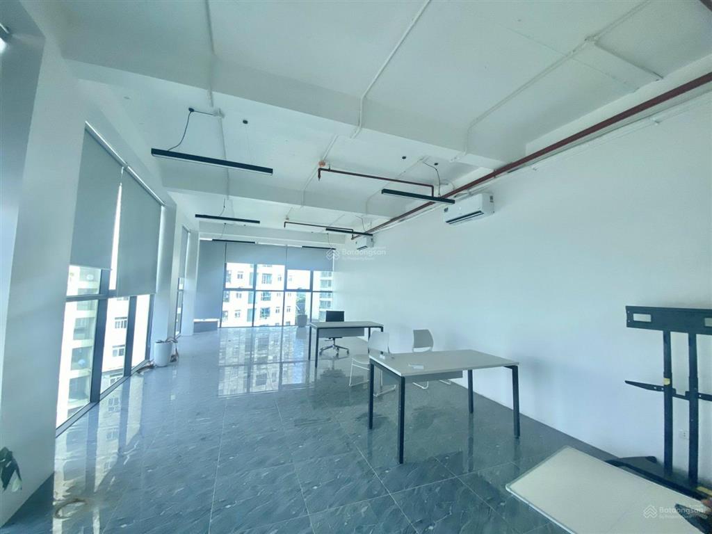 Cho thuê văn phòng cầu bươu, thanh trì dt 120m2 giá 12 triệu