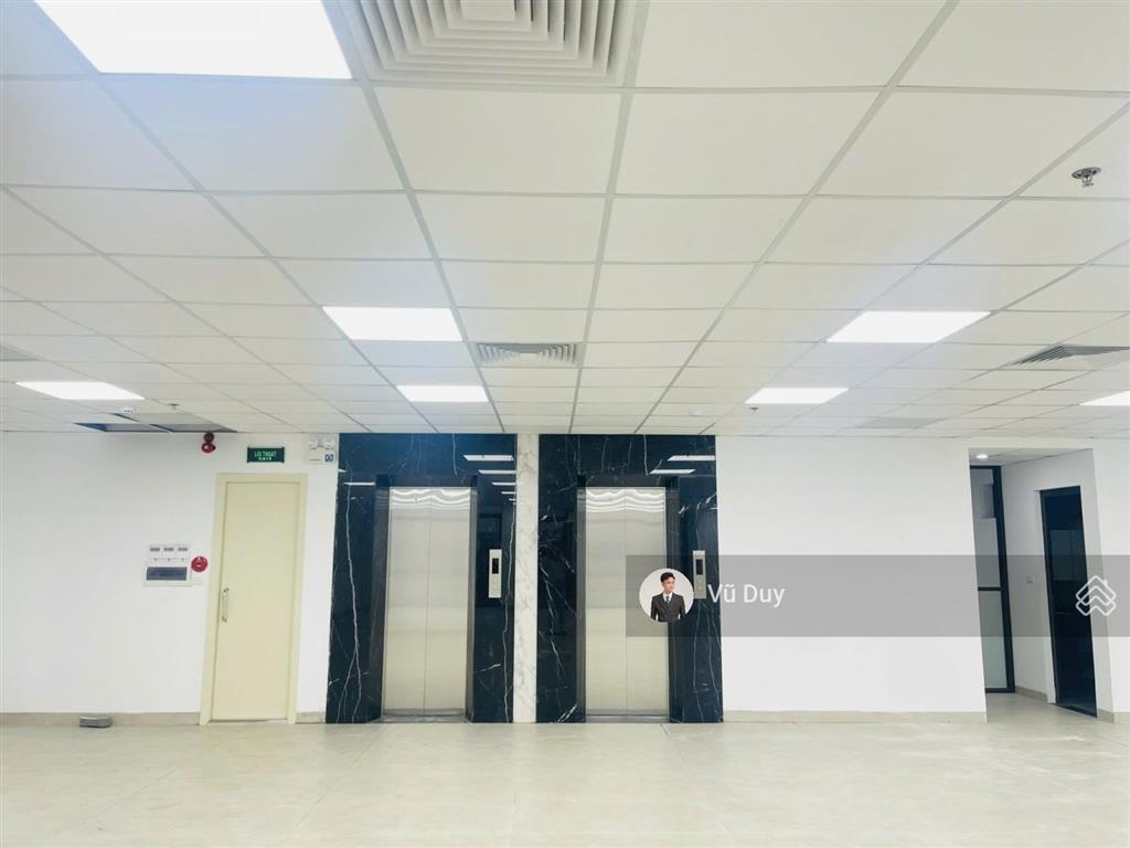 Cho thuê văn phòng đức diễn, bắc từ liêm dt 250m2 giá 27 triệu